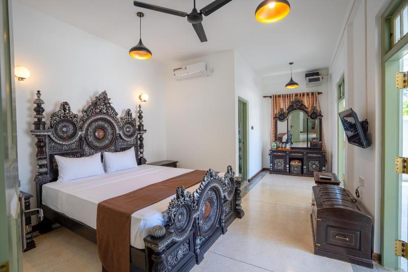 Amara Chairmans Bungalow - image 17