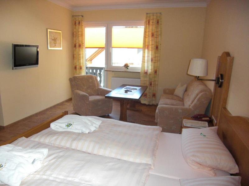 Double Room image 4