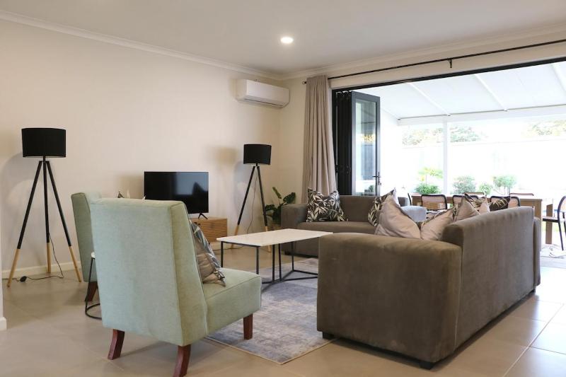 The Contours By Prestige Homestays - image 7