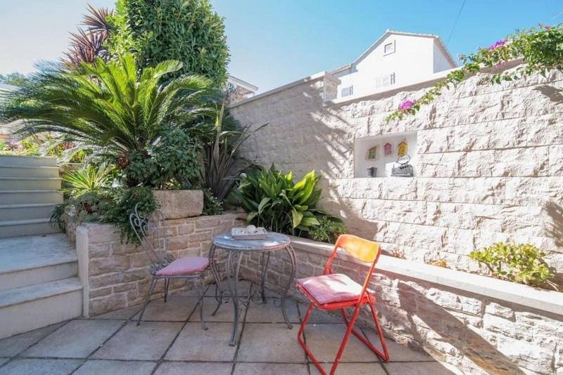 Family-friendly apartments with swimming pool Supetar Brac - 16774 - image 22