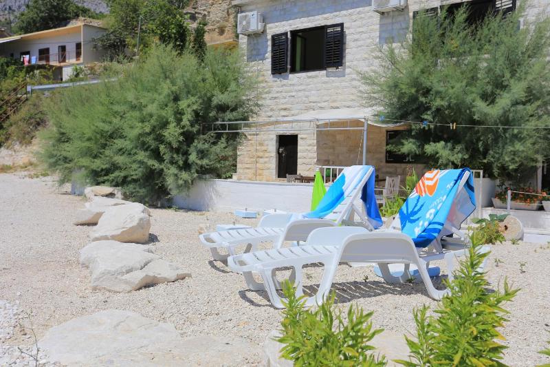 Apartments by the sea Sumpetar Omis - 13324 - image 37