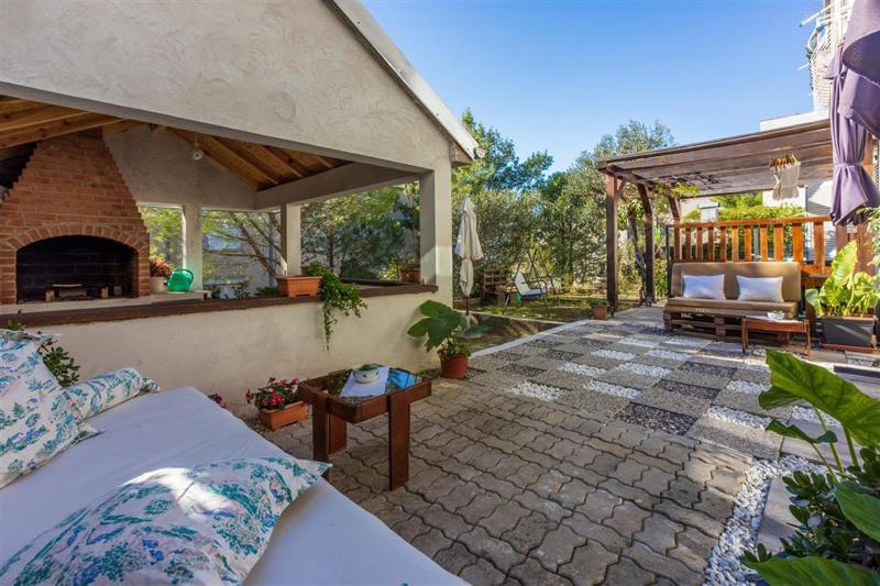 Holiday house with a parking space Novi Vinodolski - 5523 - image 2