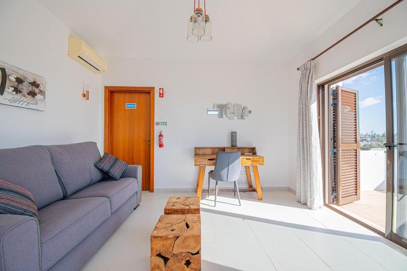 Casa Amora Great holiday Villa in Vale do Milho - image 36