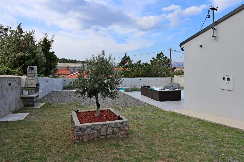 Holiday house with a swimming pool Senj - 21661 - image 12