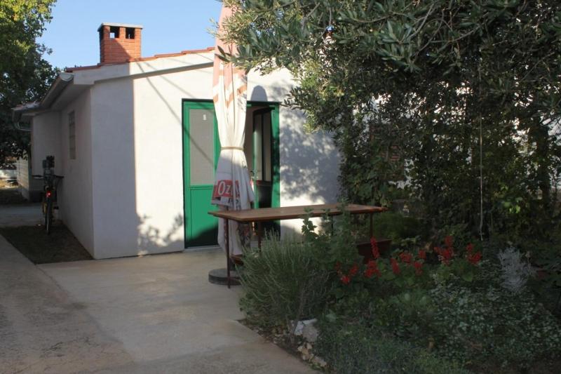 Family-friendly apartments with swimming pool Biograd na Moru Biograd - 8371 - image 15