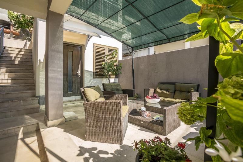 Family-friendly apartments with swimming pool Podstrana Split - 7539 - image 19