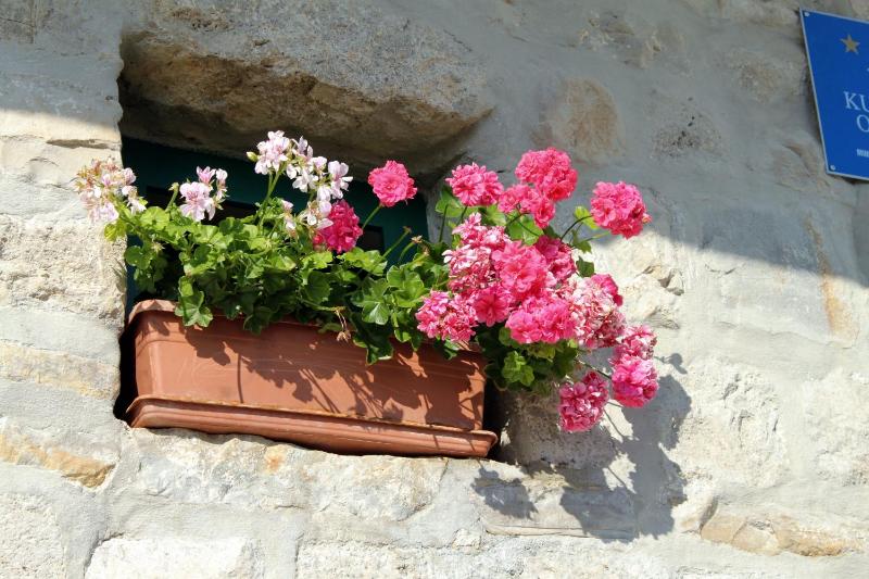 Holiday house with a swimming pool Makarska - 6668 - image 21