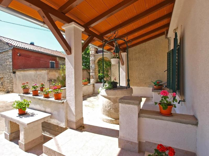 Family friendly house with a swimming pool Smoljanci Central Istria - Sredisnja Istra - 19598 - image 11