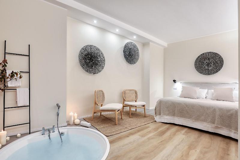 WelcHome Wellness Suites - image 44