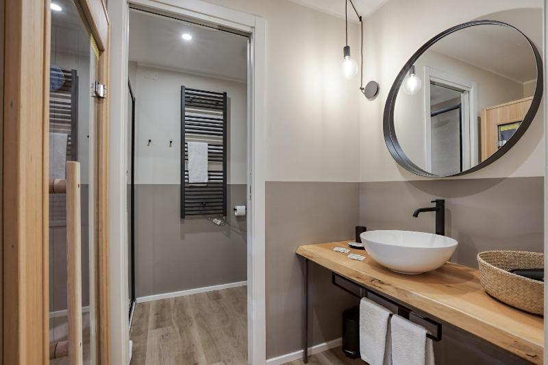 WelcHome Wellness Suites - image 43
