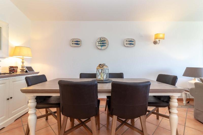 Townhouse 12 with amazing sea views - image 14