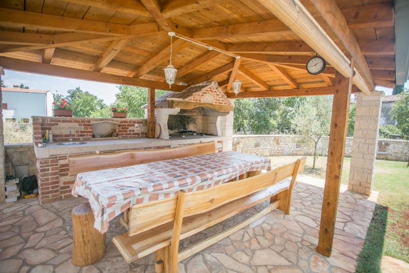 Family friendly house with a swimming pool Buici Porec - 19720 - image 31