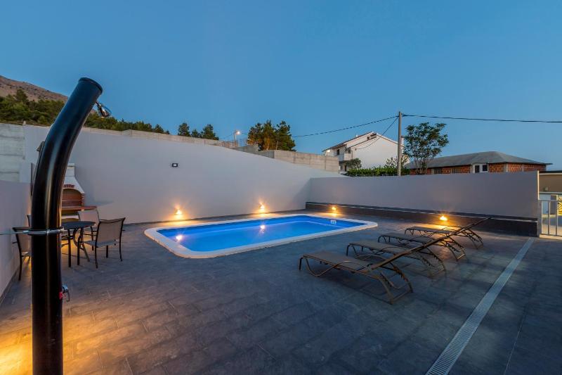 Family friendly house with a swimming pool Podstrana Split - 21718 - image 11