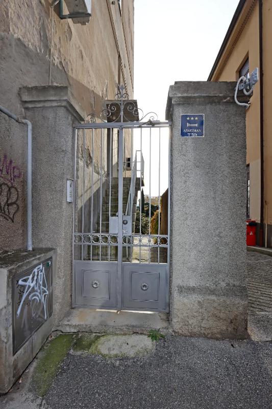 Apartments with WiFi Rijeka - 21879 - image 24