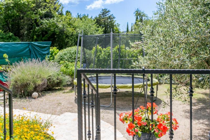 Secluded holiday house Kastel Stari - Kastela - 23384 - image 9