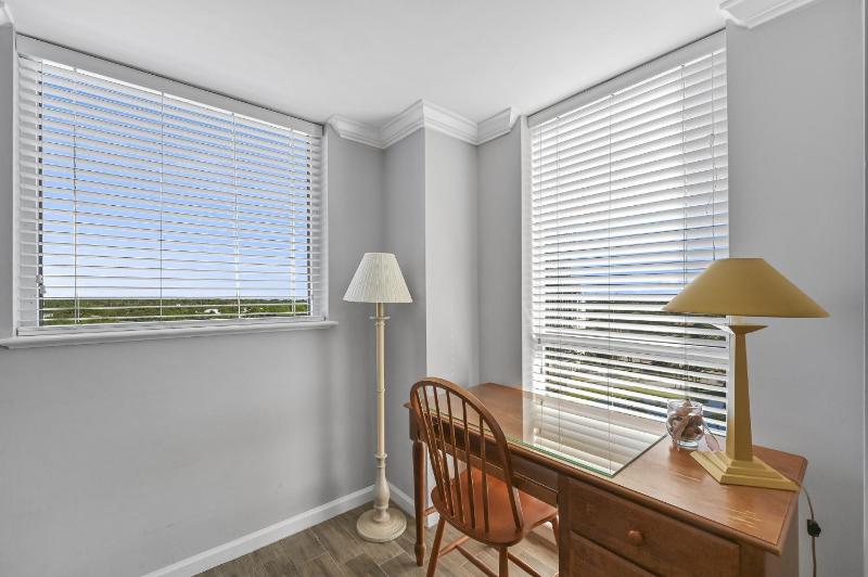 Westwinds 4773 - image 8