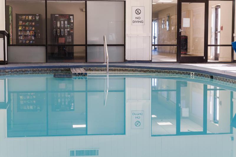 Ramada Plaza by Wyndham Virginia Beach Oceanfront - image 5
