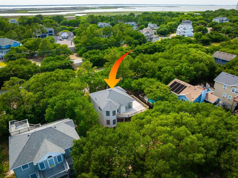Secluded Oceanside Retreat Short Walk to Beach - image 3