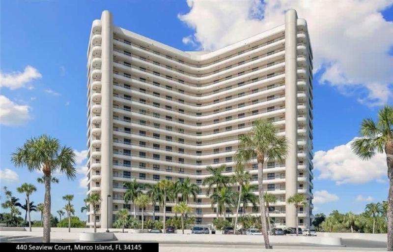 Beachfront apartment with stunning views and amazing year round sunsets 1010 - image 8