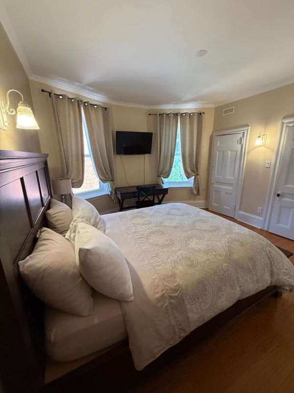 The Century House Bed and Breakfast Ottawa - image 16