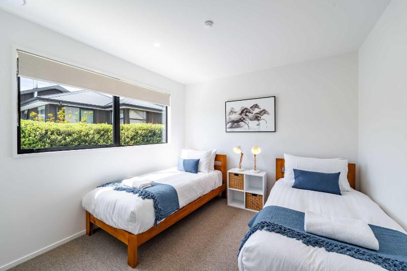Mountainlight Escape - With Lake and Alpine Views - image 28