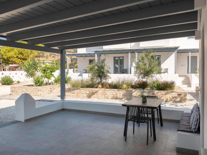 Paranthos Island Living - image 30