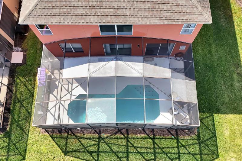 Family-Friendly 6-Bedroom Villa with Pool Game Room and Themed Bedrooms at Emerald Island Resort - image 41