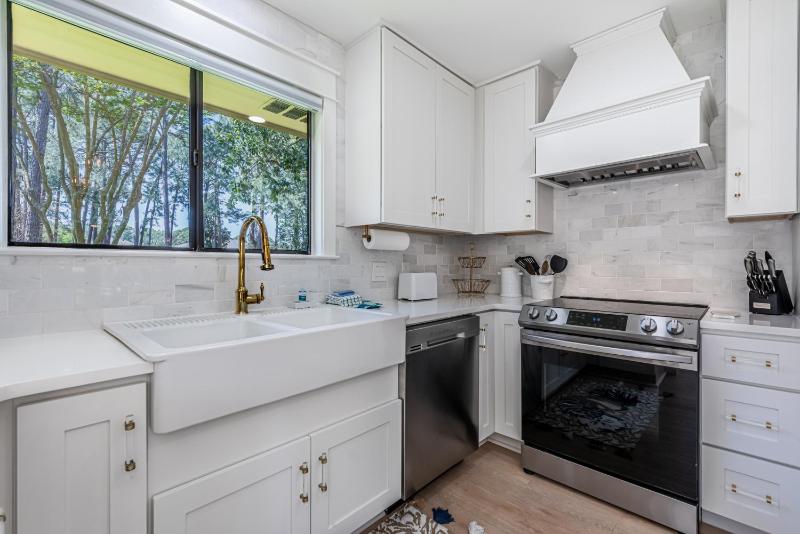 Fairways 180 - Coral Cottage - image 11