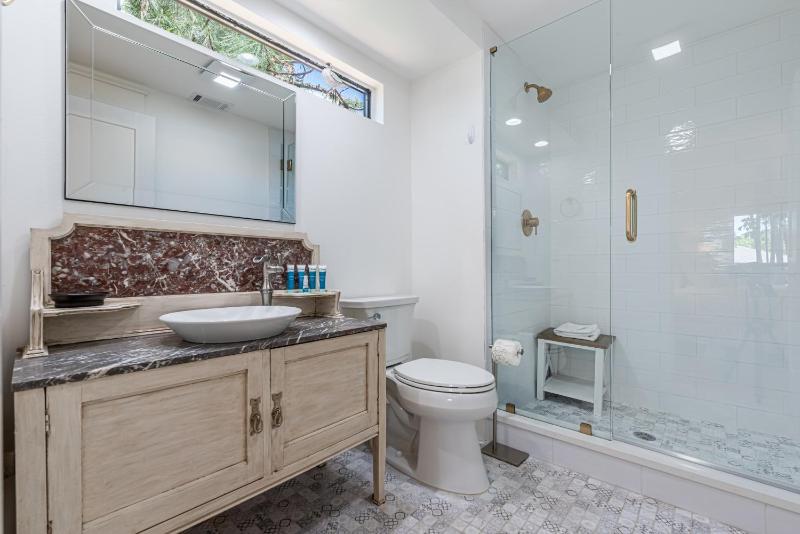 Fairways 180 - Coral Cottage - image 28