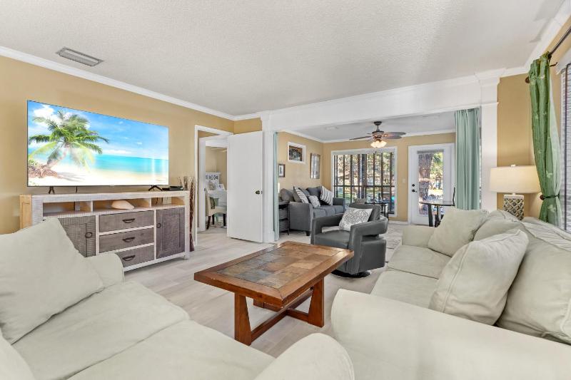 Fairways 220 - image 7