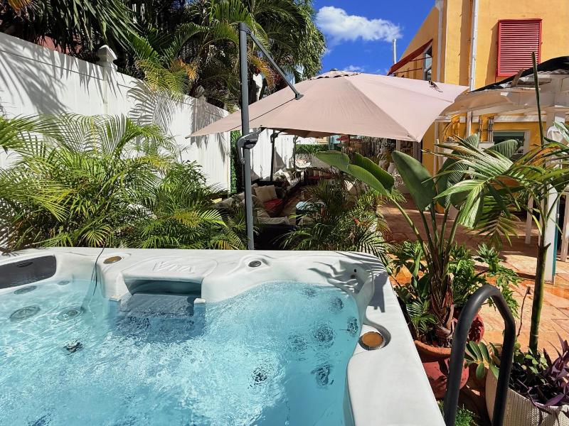 Sinclair Boutique Hotel - image 12