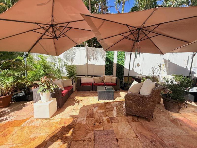 Sinclair Boutique Hotel - image 16