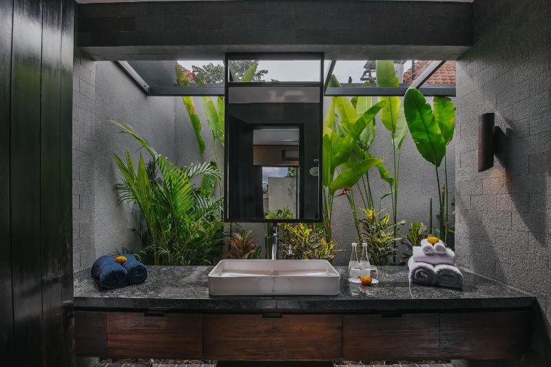 Le Cielo Resort Canggu Batu Bolong by Maviba - image 44