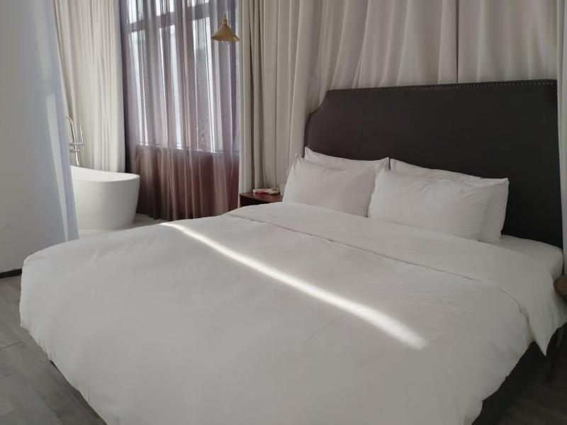 Chongqing Justom Family Serviced Apartments12 - image 35