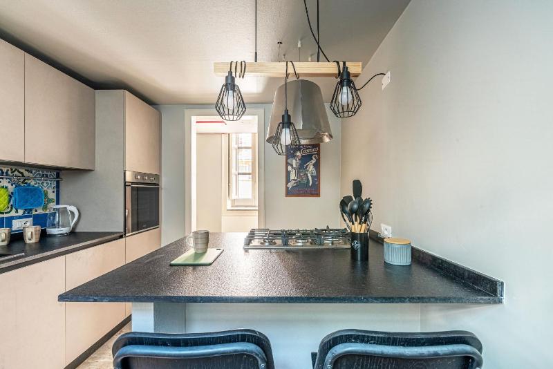 Central City Apartment by Wonderful Italy - image 6