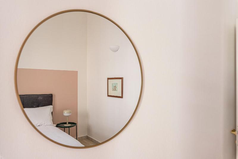 Central City Apartment by Wonderful Italy - image 17