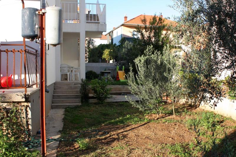 Apartments with parking space Vodice - 5808 - image 18