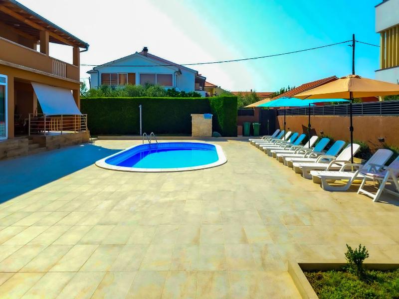 Family-friendly apartments with swimming pool Bibinje Zadar - 5778 - image 7