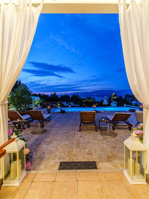 Seaside luxury villa with a swimming pool Mirca Brac - 16183 - image 16