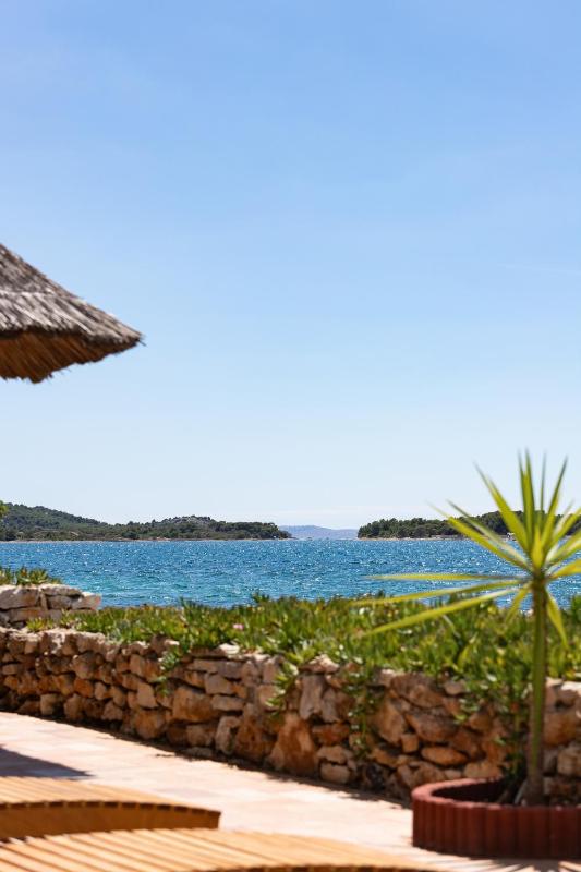 Family-friendly apartments with swimming pool Cove Modrave Sibenik - 20191 - image 7