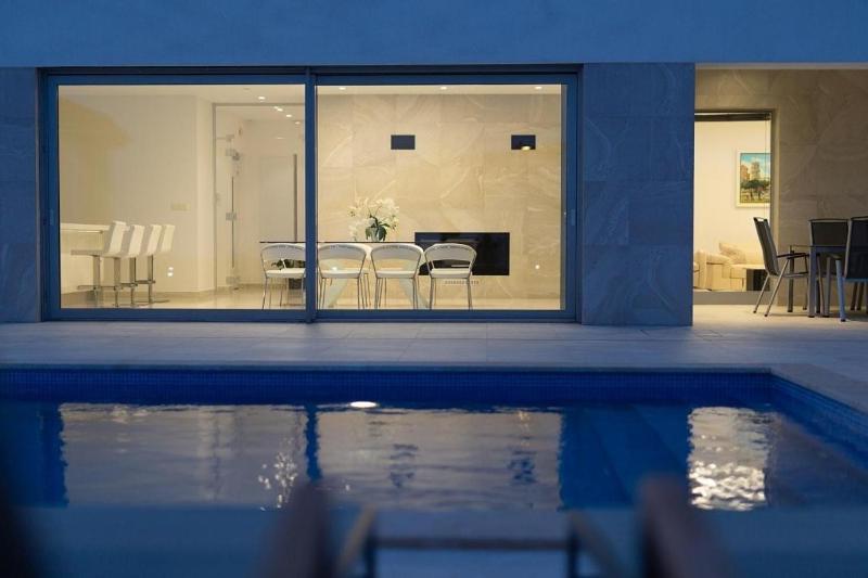 Luxury villa with a swimming pool Krk - 23992 - image 3