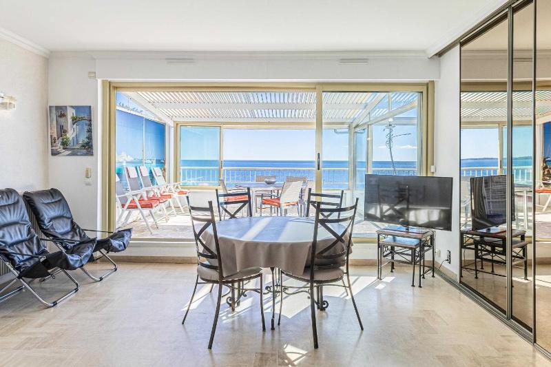 Splendid Apartment 2BR 6P – Cannes - image 14