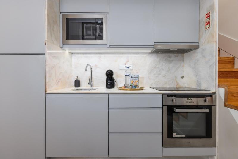 Loft de Design no Centro Bolhão e Santa Catarina - image 24