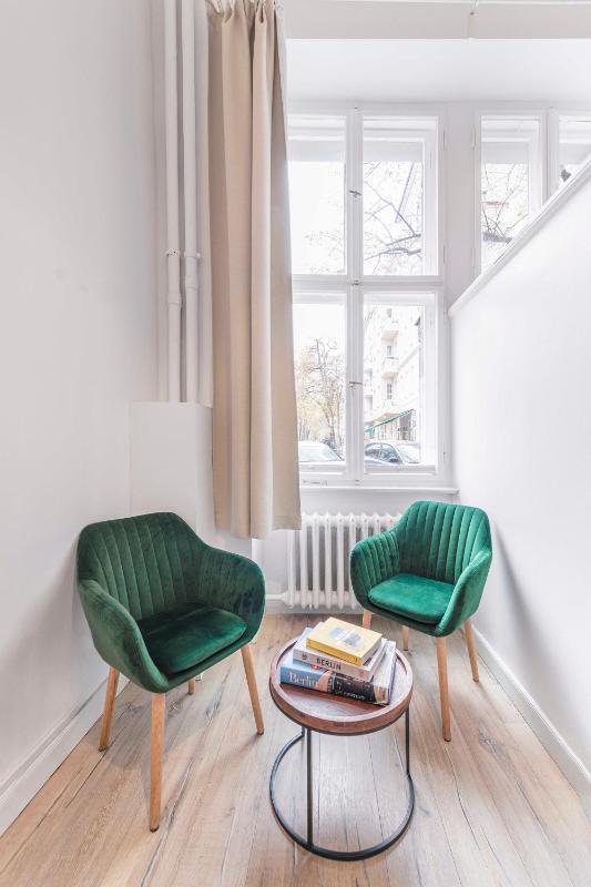 The Düsseldorfer 1 BR 1 living room group & family friendly ideal for 2 - 4 Guests - image 3
