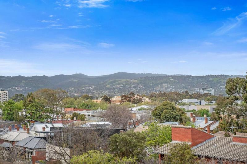 Adelaide Hills View Retreat - image 6
