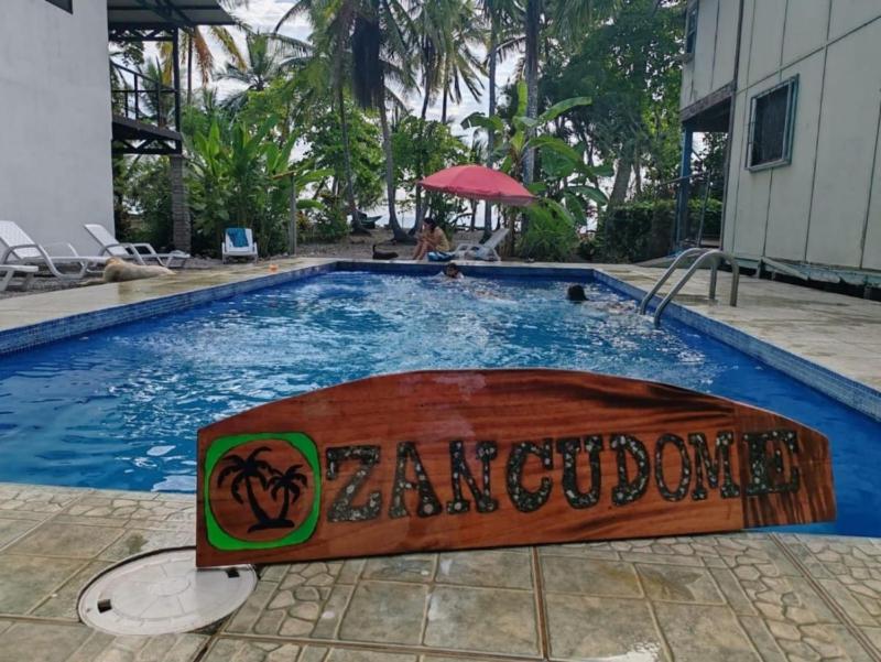 Playa Zancudo Front beach house - image 2