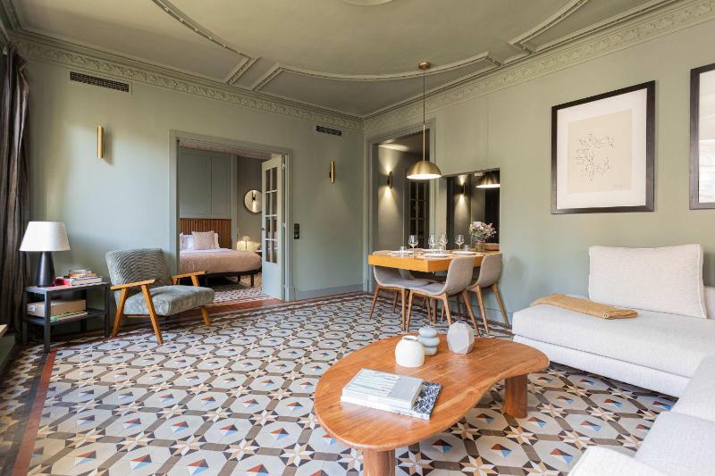 Unique Rentals - Luxurious Oasis - image 10