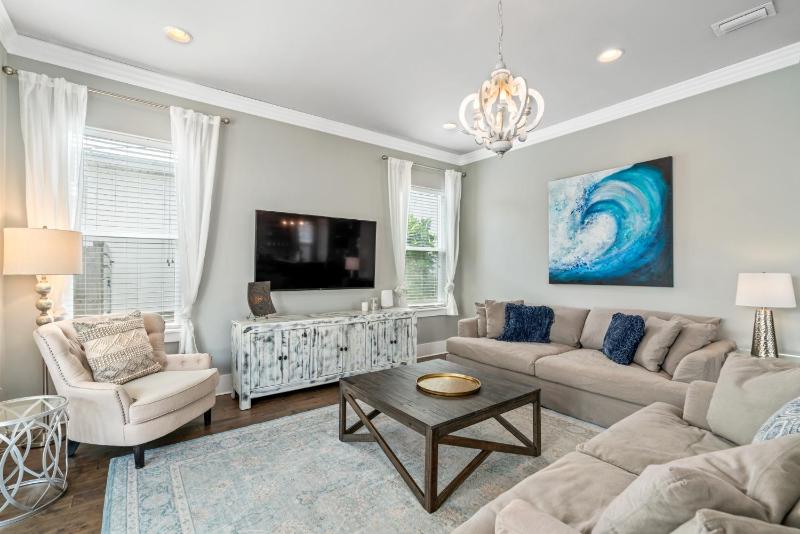 Oceans 11 Oasis at Gulf Place - image 36