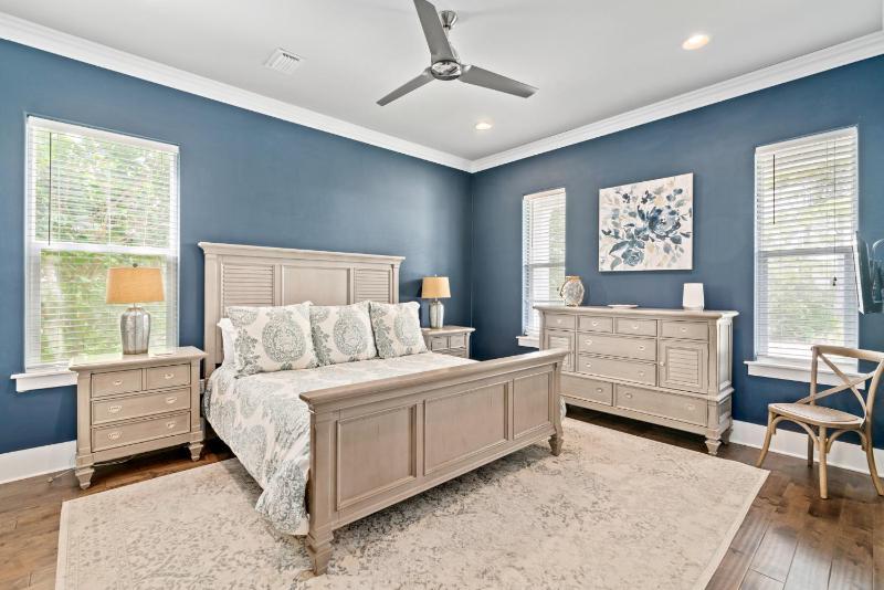 Oceans 11 Oasis at Gulf Place - image 41