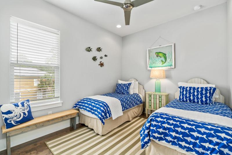 Oceans 11 Oasis at Gulf Place - image 10